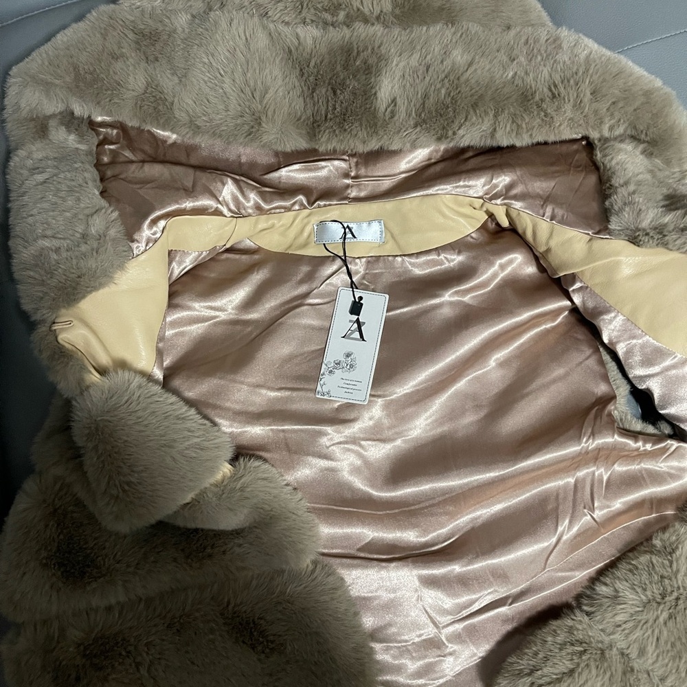 Luxurious Faux Fur Coat with Satin Lining